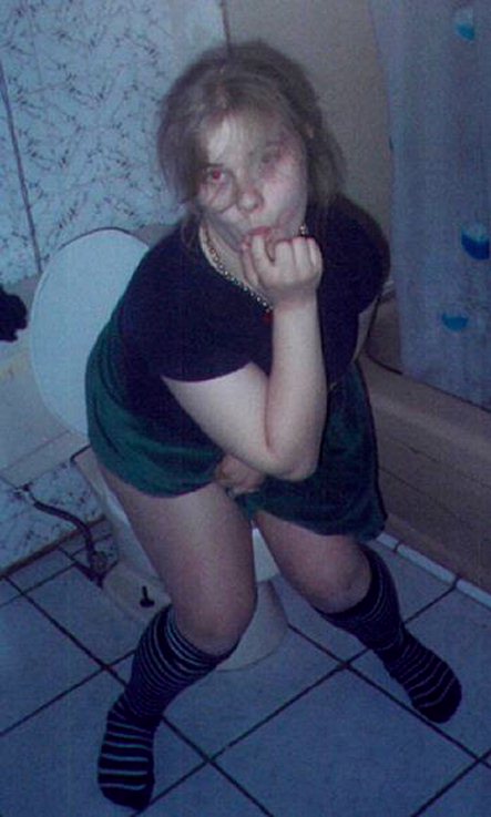 naughtyonthepotty2.jpg